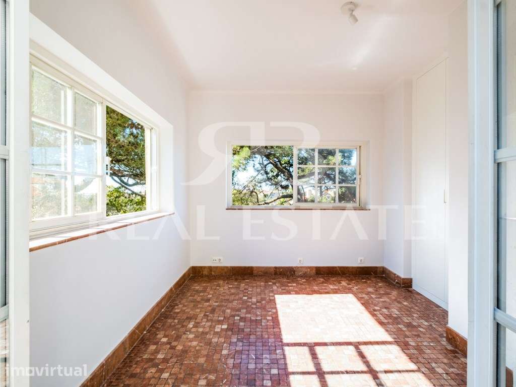 T3 +TERRAÇO + JARDIM + PISCINA + ESTACIONAMENTO, no Monte Estoril -... - Grande imagem: 5/46