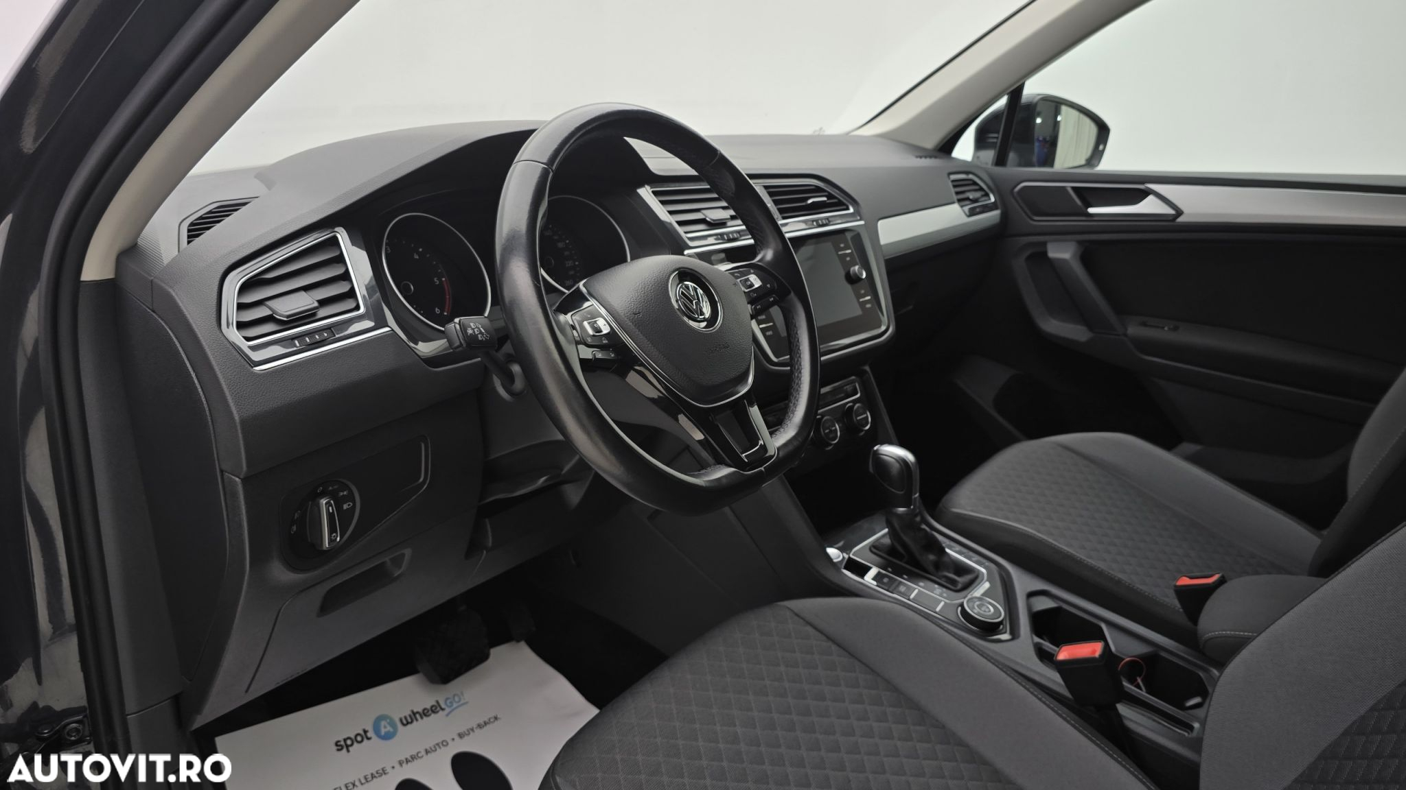 Volkswagen Tiguan 2.0 TDI 4Mot DSG Comfortline - 13