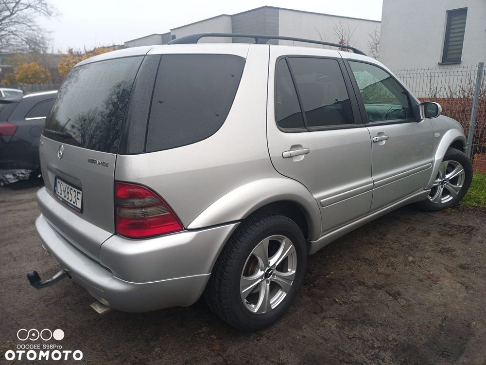 Mercedes-Benz ML 55 AMG - 4