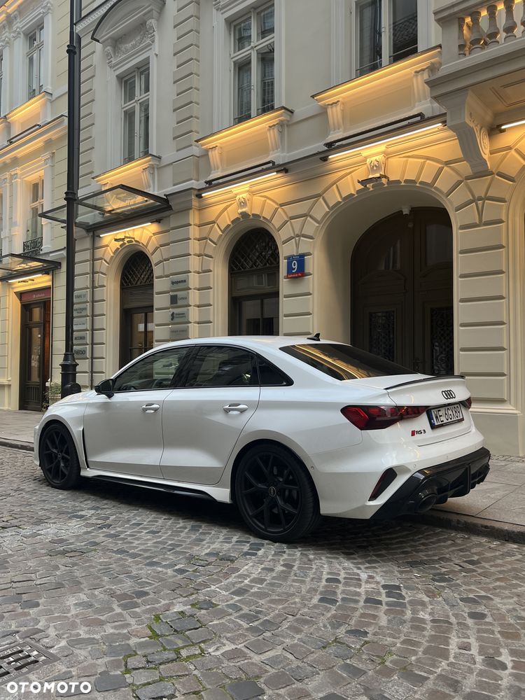 Audi RS3 Limousine - 5