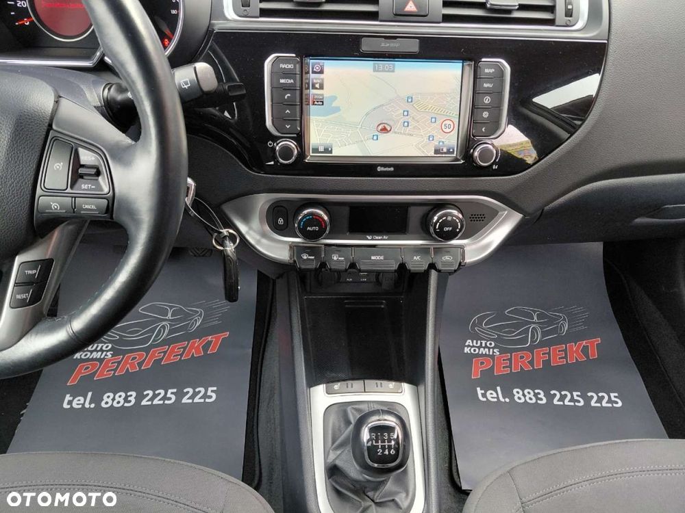 Kia Rio - 21