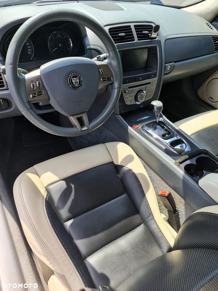 Jaguar XK 4.2 - 5