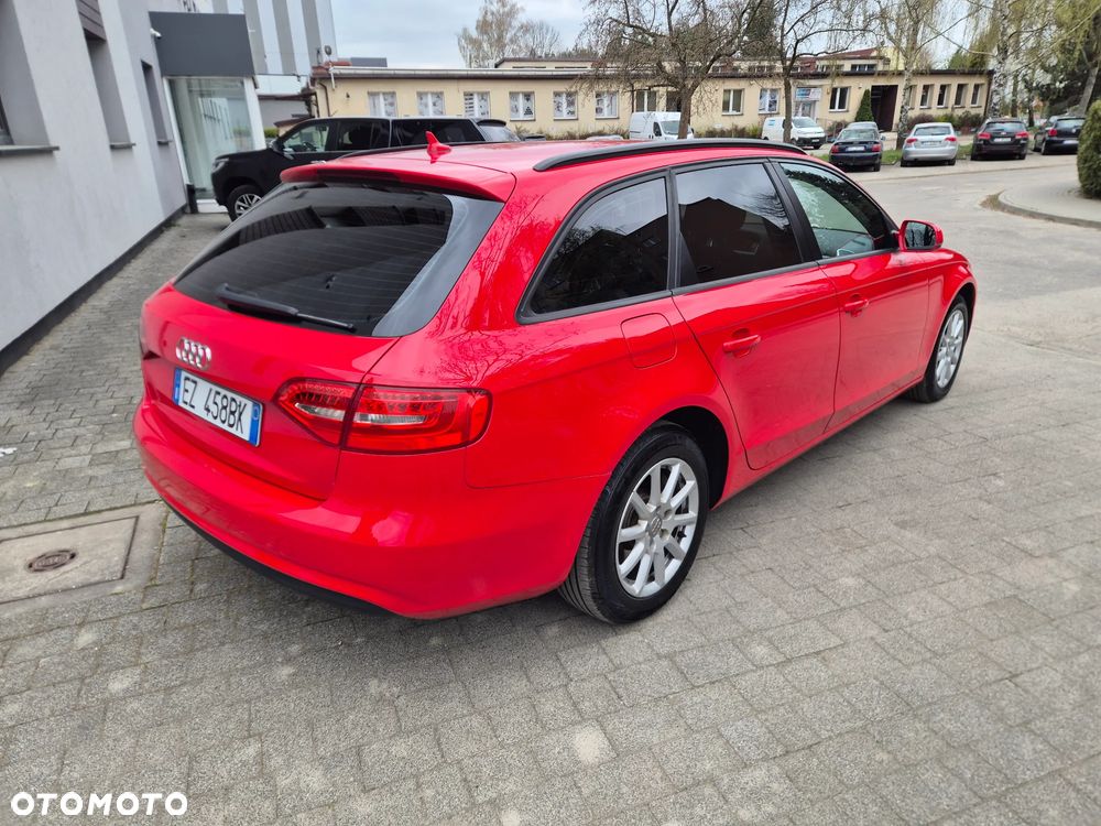 Audi A4 Avant 2.0 TDI DPF clean diesel multitronic Attraction - 5