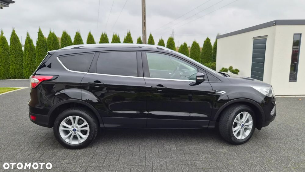 Ford Kuga 1.5 EcoBoost 2x4 Titanium - 27