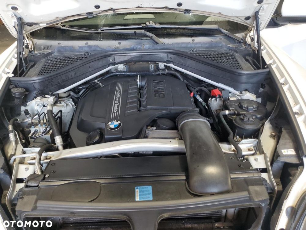 BMW X5 xDrive35i Edition Exclusive - 7