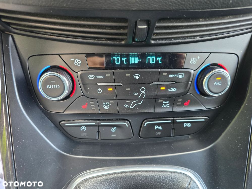Ford Kuga 2.0 TDCi 4WD Titanium - 32