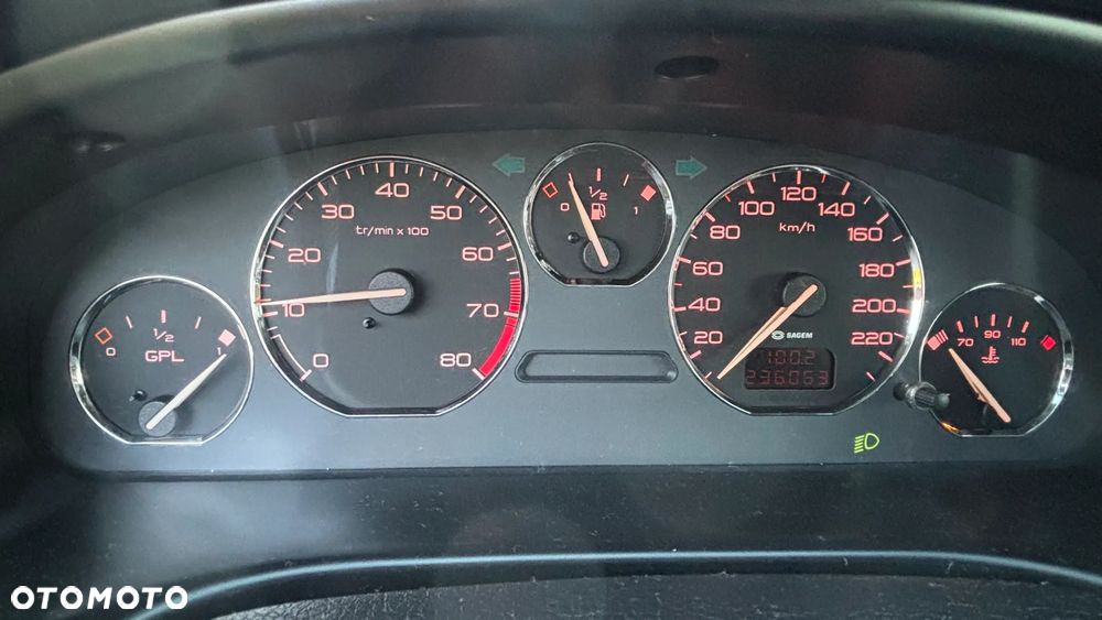 Peugeot 406 1.8 Esplanade - 12