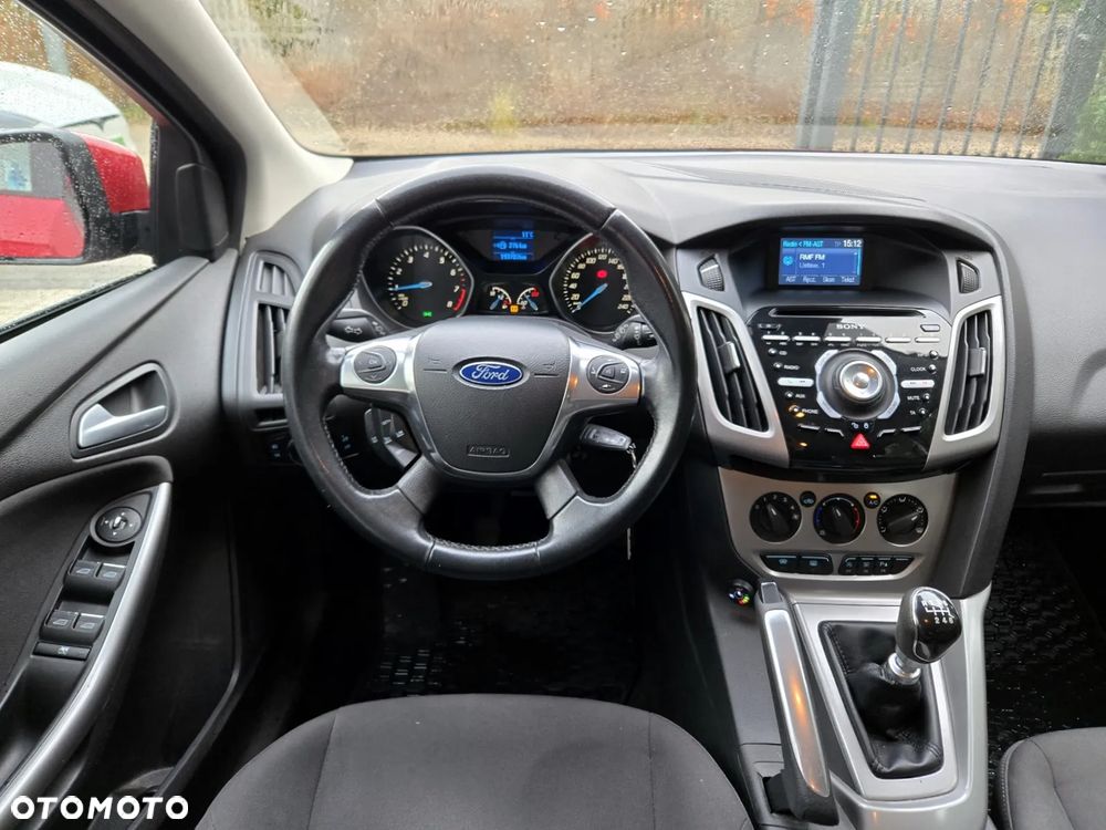 Ford Focus 1.0 EcoBoost Gold X (Edition) - 5