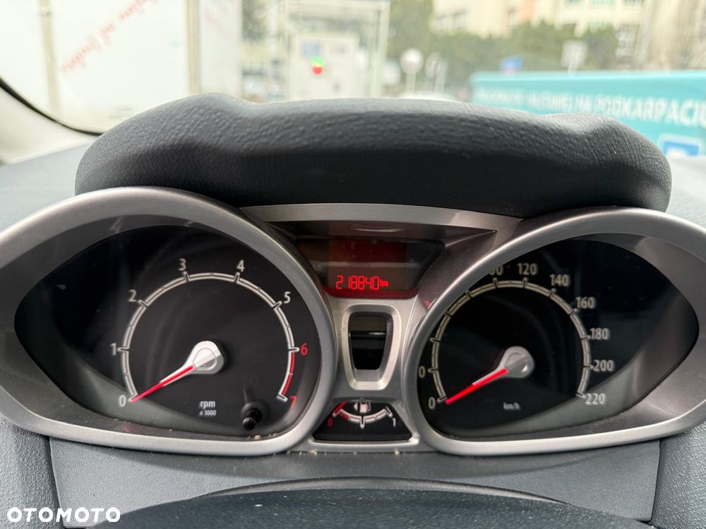 Ford Fiesta 1.25 Trend - 4