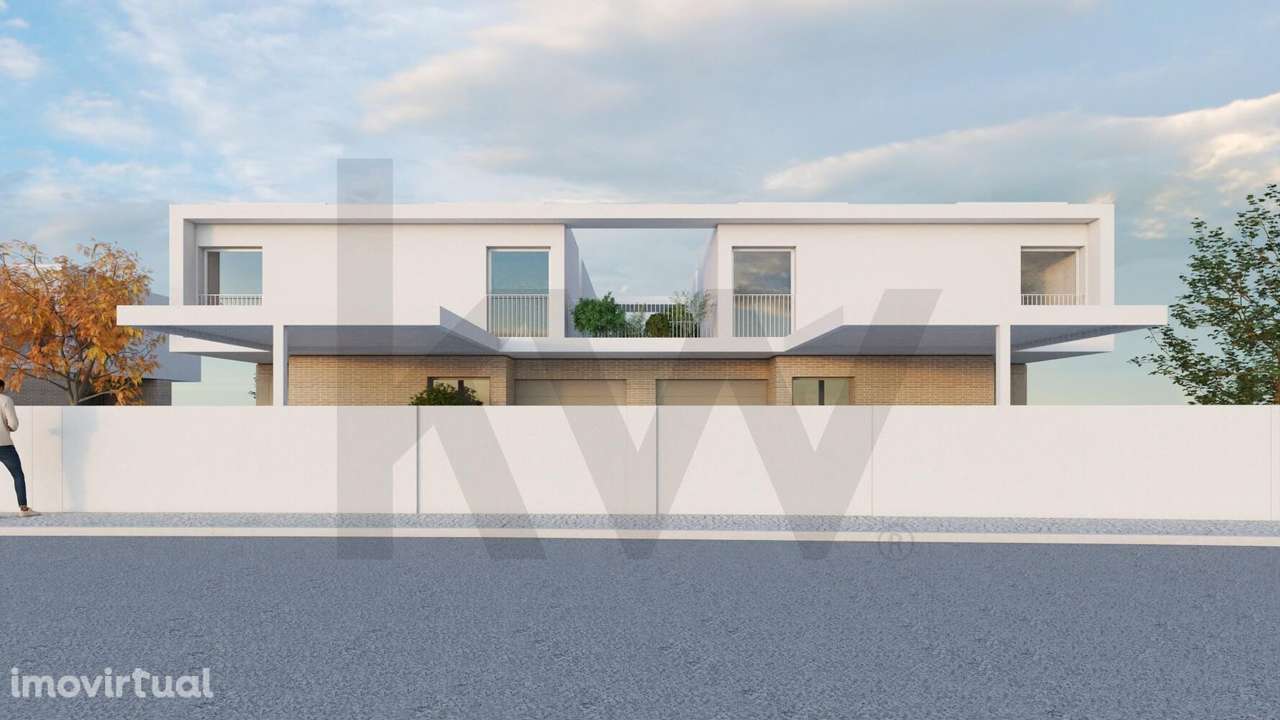 Terreno Urbano com projeto aprovado construção duas moradias em Sintra - Grande imagem: 2/20