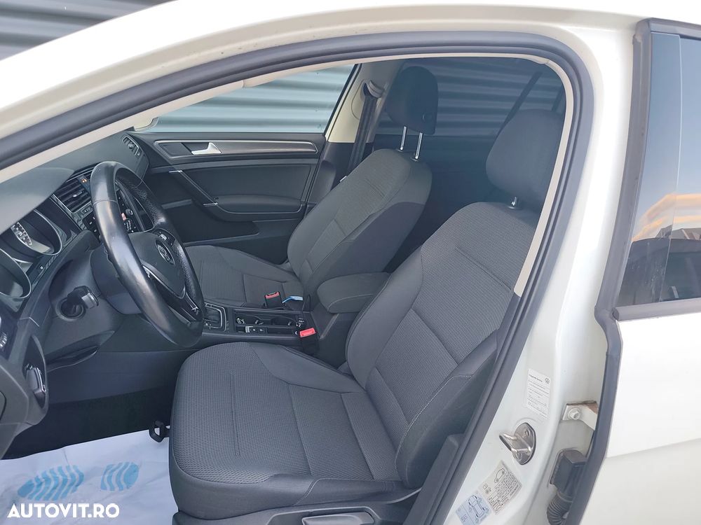 Volkswagen Golf 1.6 TDI DSG Comfortline - 11