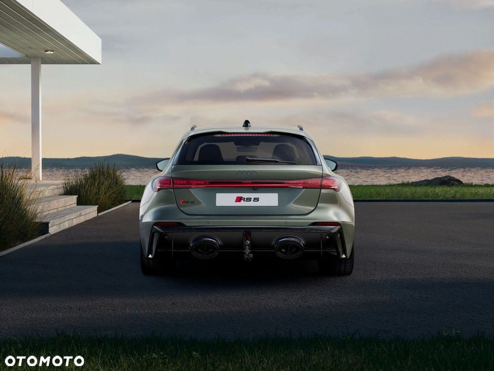 Audi RS5 Avant - 5