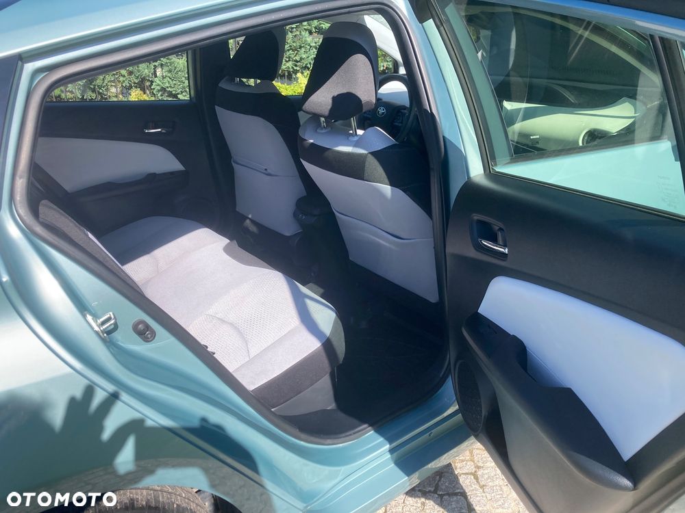 Toyota Prius 1.8 Hybrid Premium - 17
