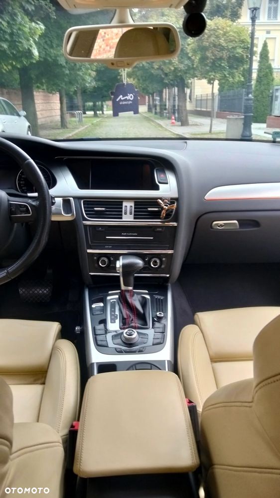 Audi A4 Allroad - 13
