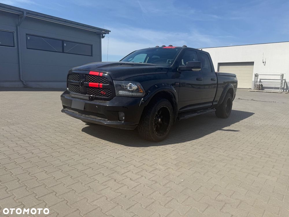 Dodge RAM 5.7 4x4 - 8