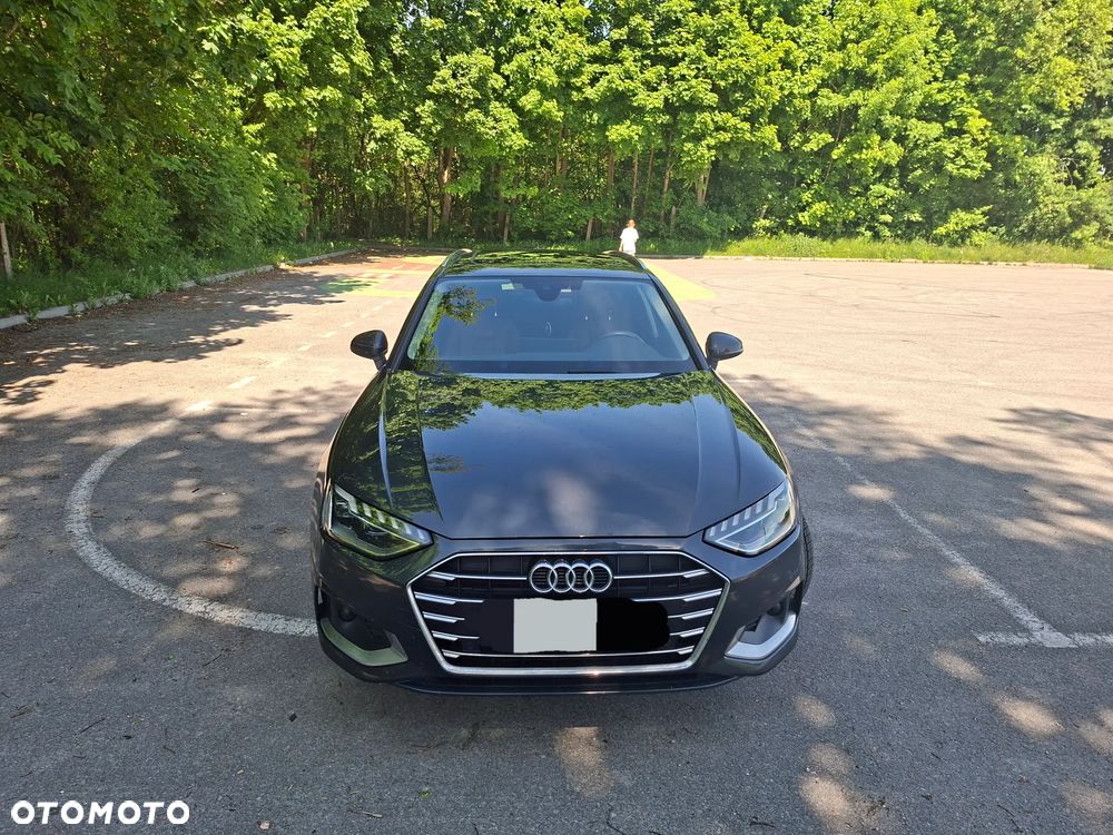 Audi A4 Avant 35 TDI S tronic - 4