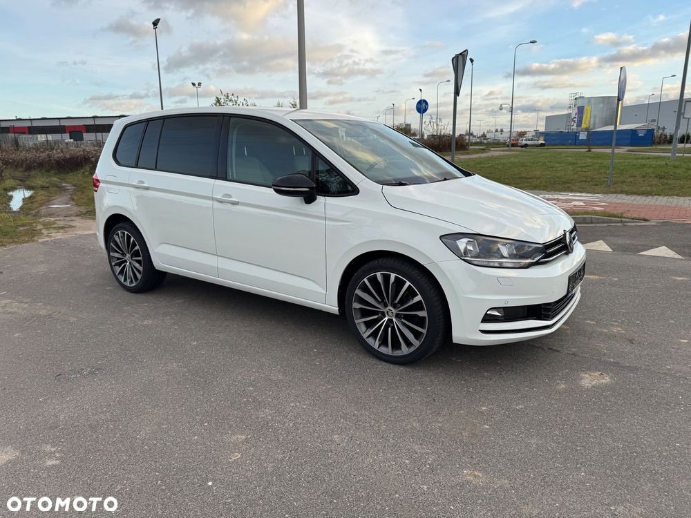 Volkswagen Touran 1.6 TDI BMT SCR Comfortline - 17