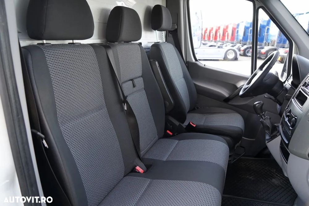 Mercedes-Benz SPRINTER 513 CDI / CUTIE DE VITEZE 4,4 m / MANUALĂ / DOUĂ CUTII - 29