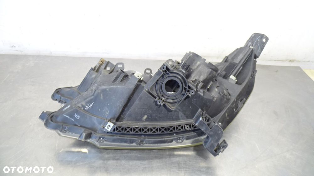 LAMPA PRAWA PRZEDNIA XENON HONDA CR-V IV - 11