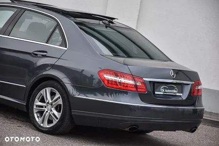 Mercedes-Benz Klasa E 350 CDI DPF 4Matic BlueEFFICIENCY 7G-TRONIC Avantgarde - 11