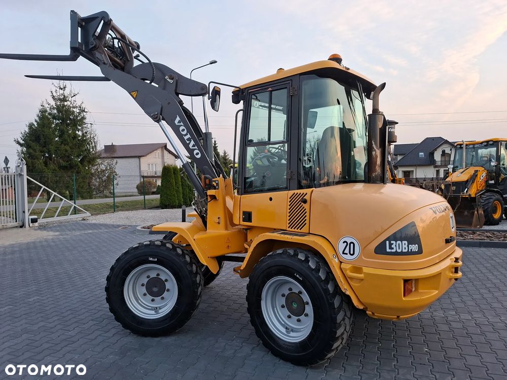 Volvo L30 PRO / Łyżka Otwierana +Widły / - 1