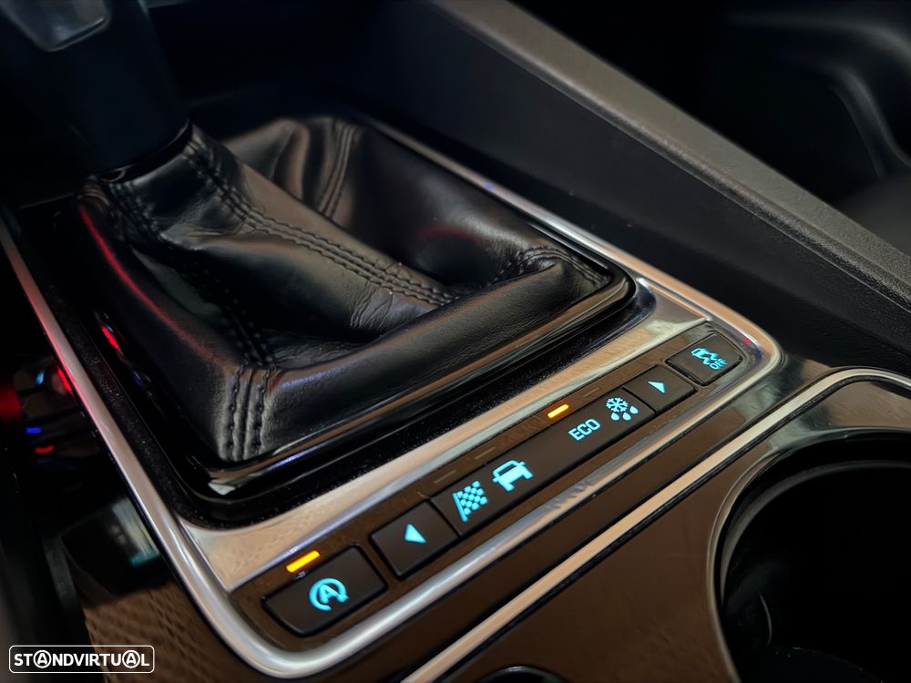 Jaguar F-Pace 2.0 i4D Pure - 32