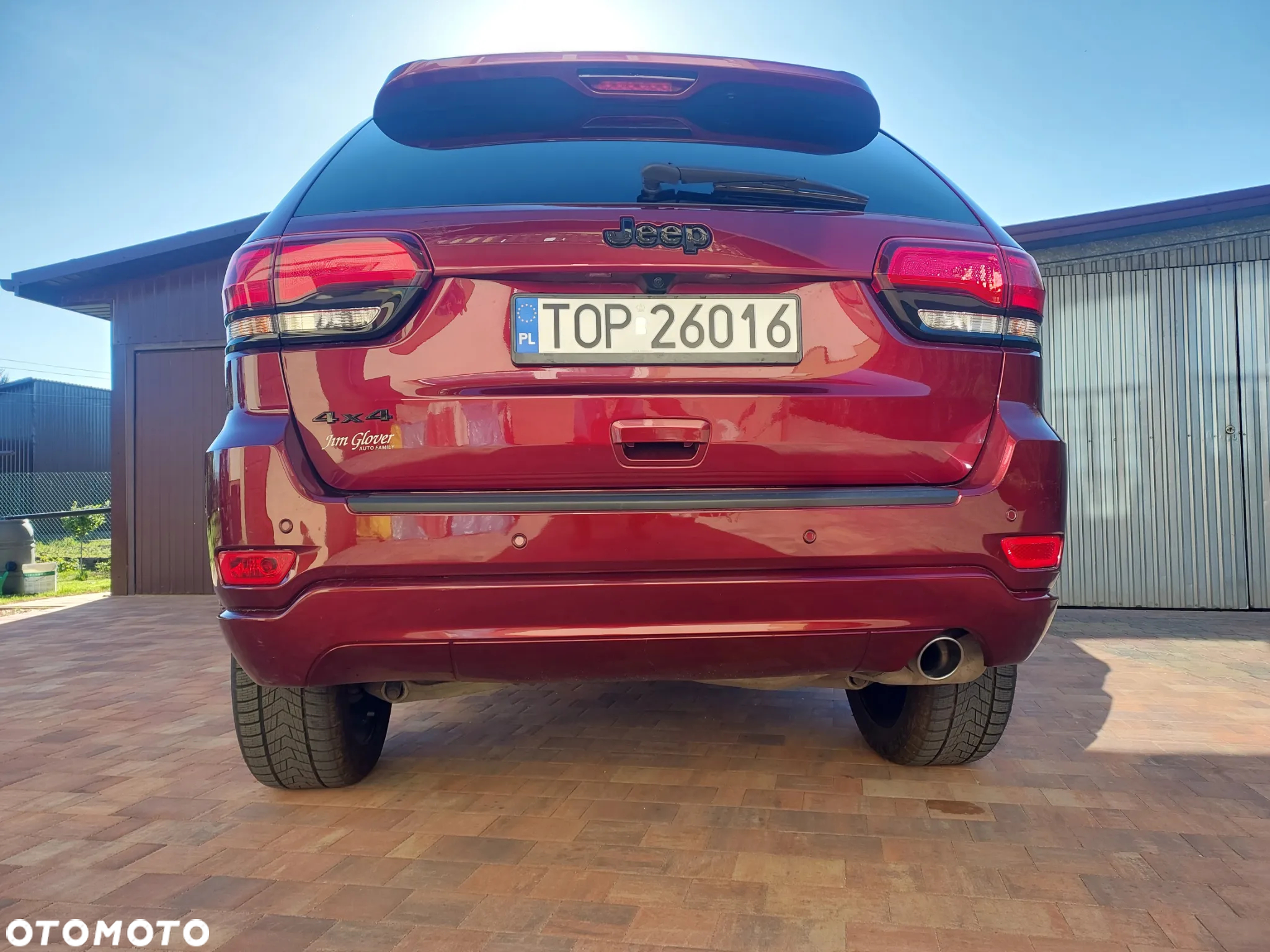 Jeep Grand Cherokee - 16