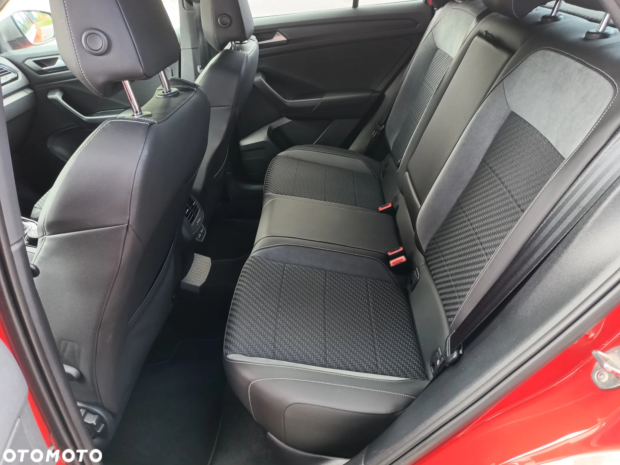 Volkswagen T-Roc 2.0 TSI OPF 4MOTION DSG - 21