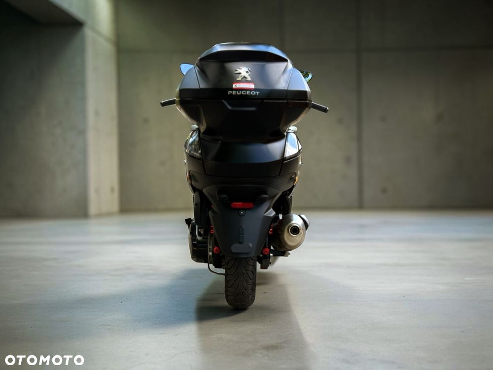 Peugeot Metropolis - 6