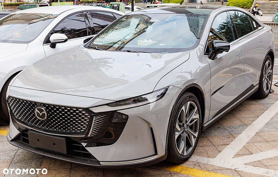 Mazda EZ-6 - 1