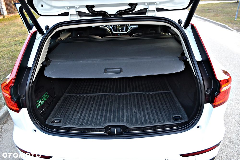 Volvo V60 D4 Geartronic Summum - 29