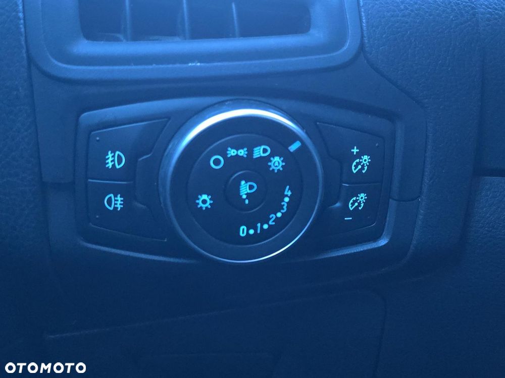 Ford Focus SW 1.5 TDCi Trend - 11