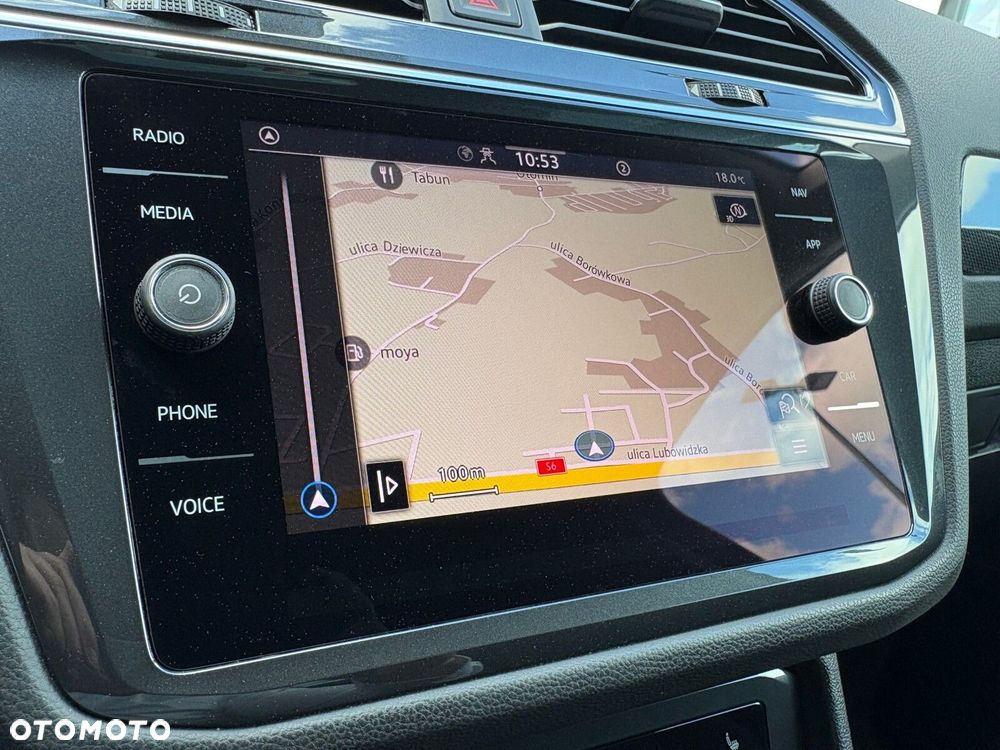 Volkswagen Tiguan - 33