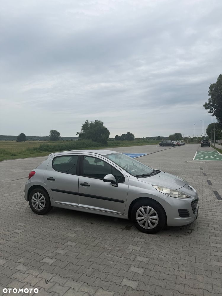 Peugeot 207 1.4 HDi Business Line - 2