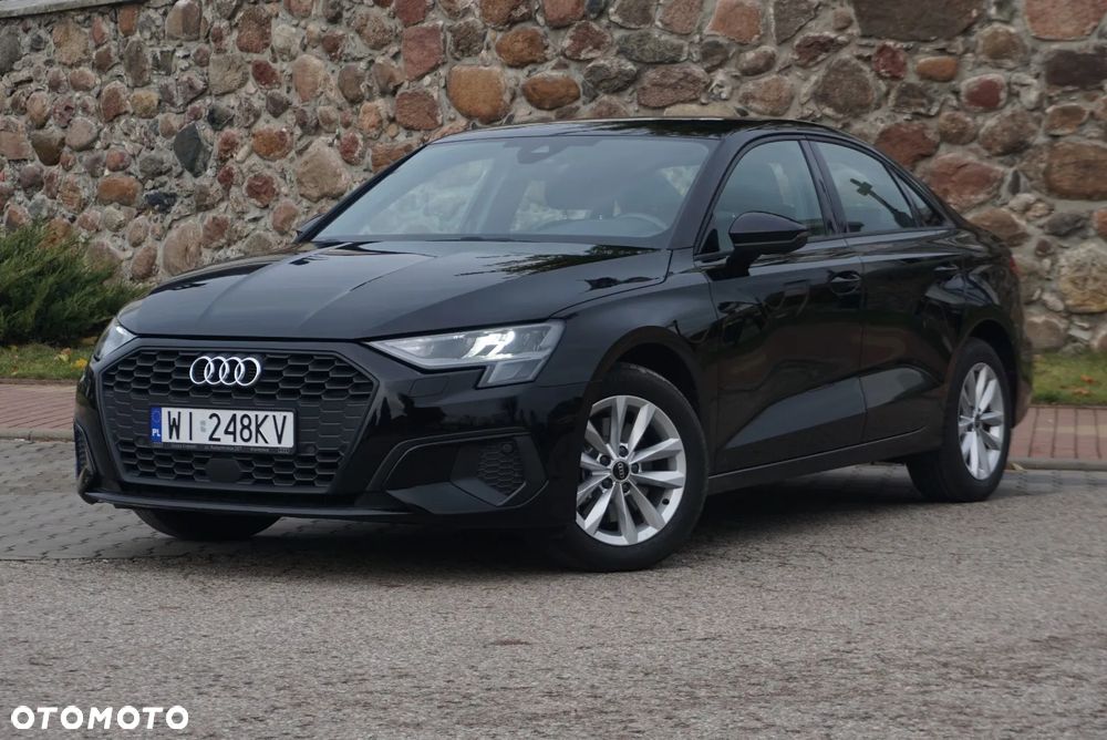 Audi A3 Limousine 35 TFSI S tronic - 1