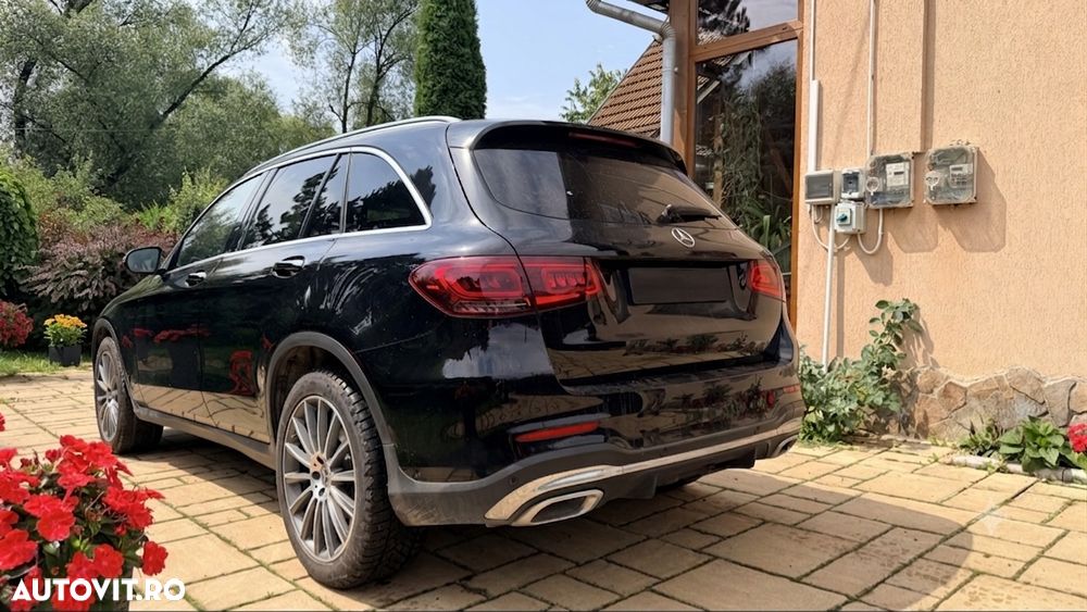 Mercedes-Benz GLC 300 d 4MATIC - 3