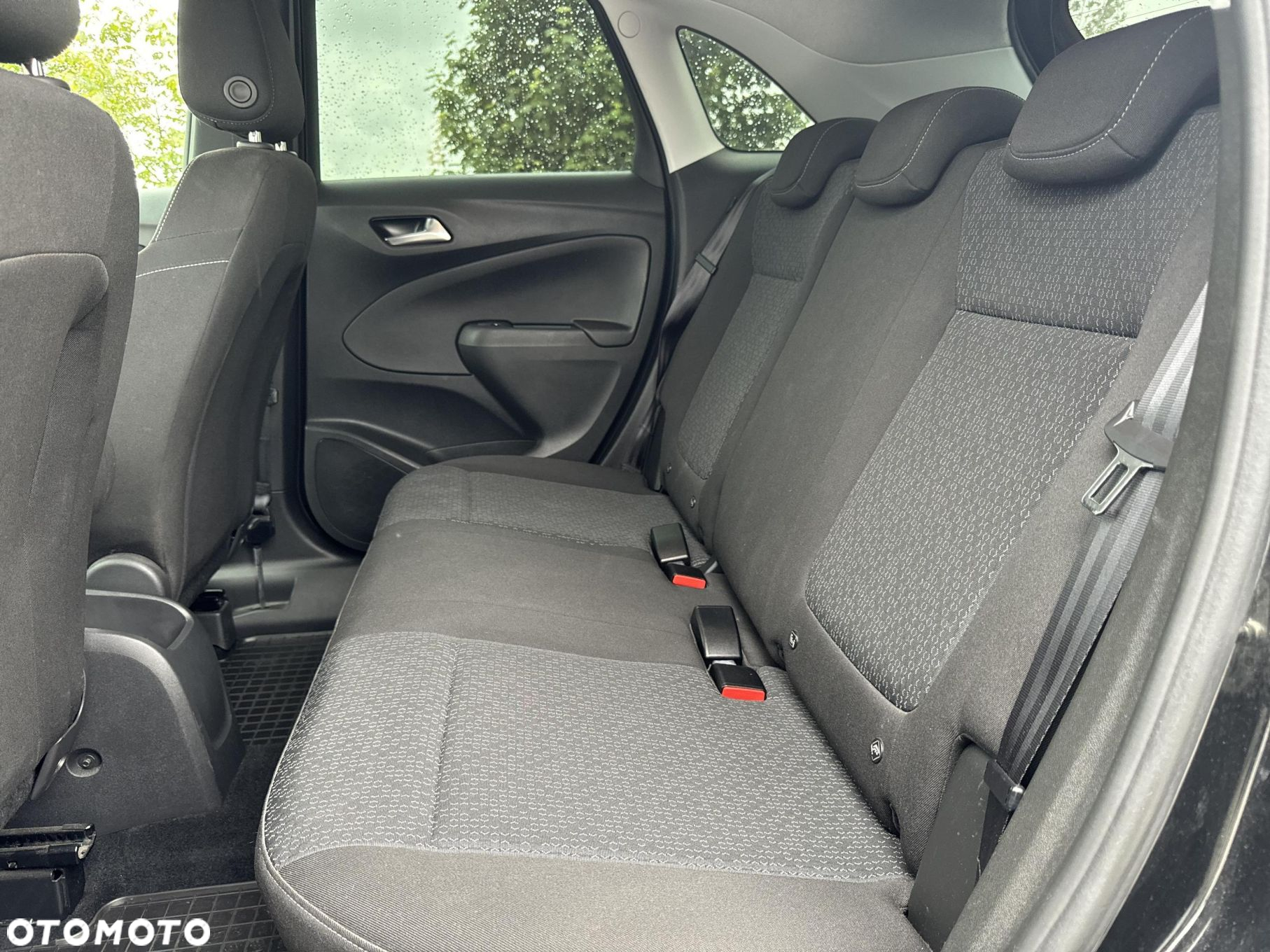 Opel Crossland X 1.2 T GPF Enjoy S&S - 16