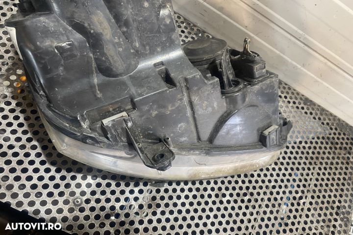 Far stanga 1K6941005Q 1K6941005Q Volkswagen VW Golf 5 [2003 - 2009] H - 4