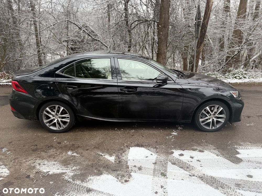 Lexus IS 200t Elegance - 2