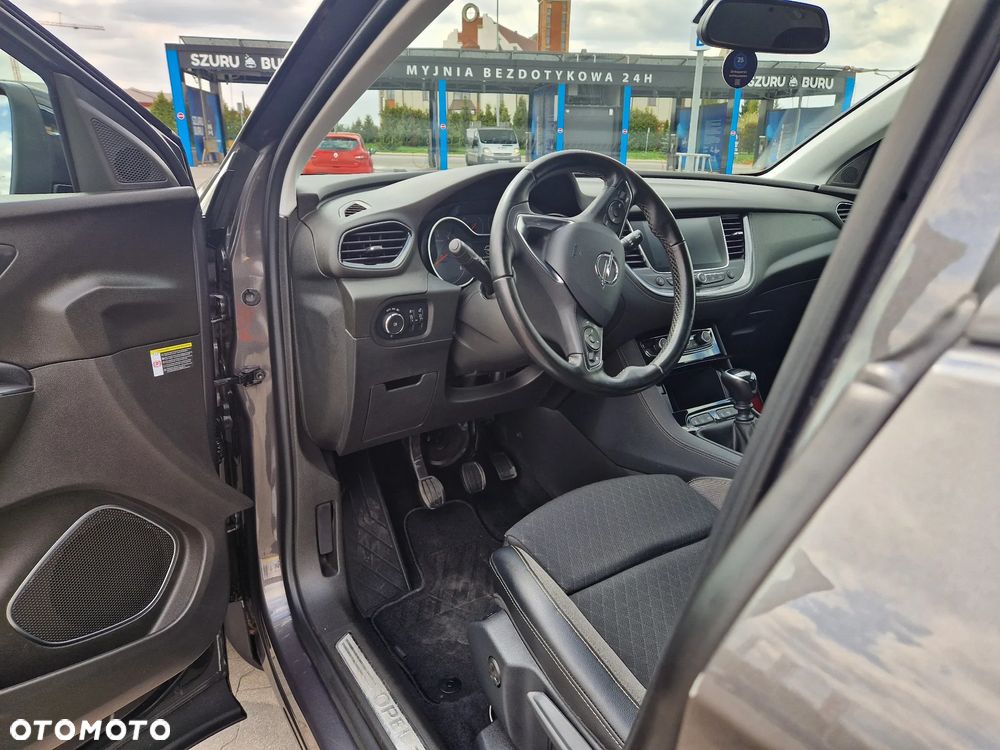 Opel Grandland X 1.2 Start/Stop Business INNOVATION - 11