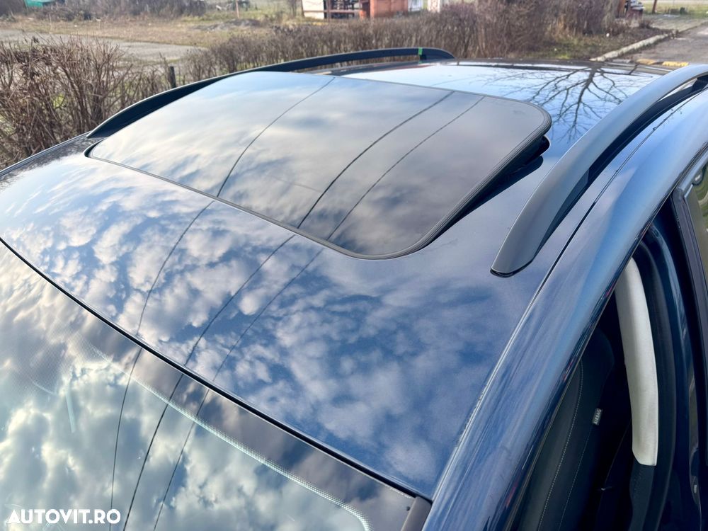 Volkswagen Golf Plus 1.6 TDI DPF DSG Team - 18