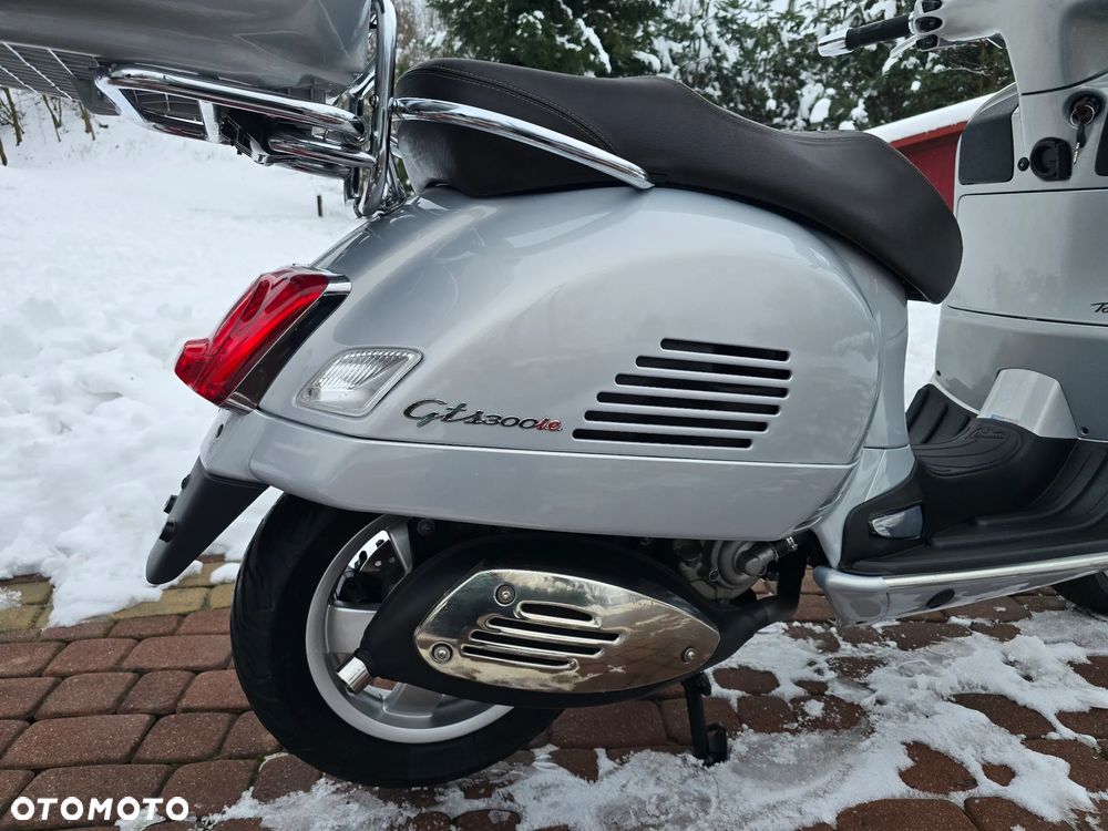 Piaggio Vespa - 14
