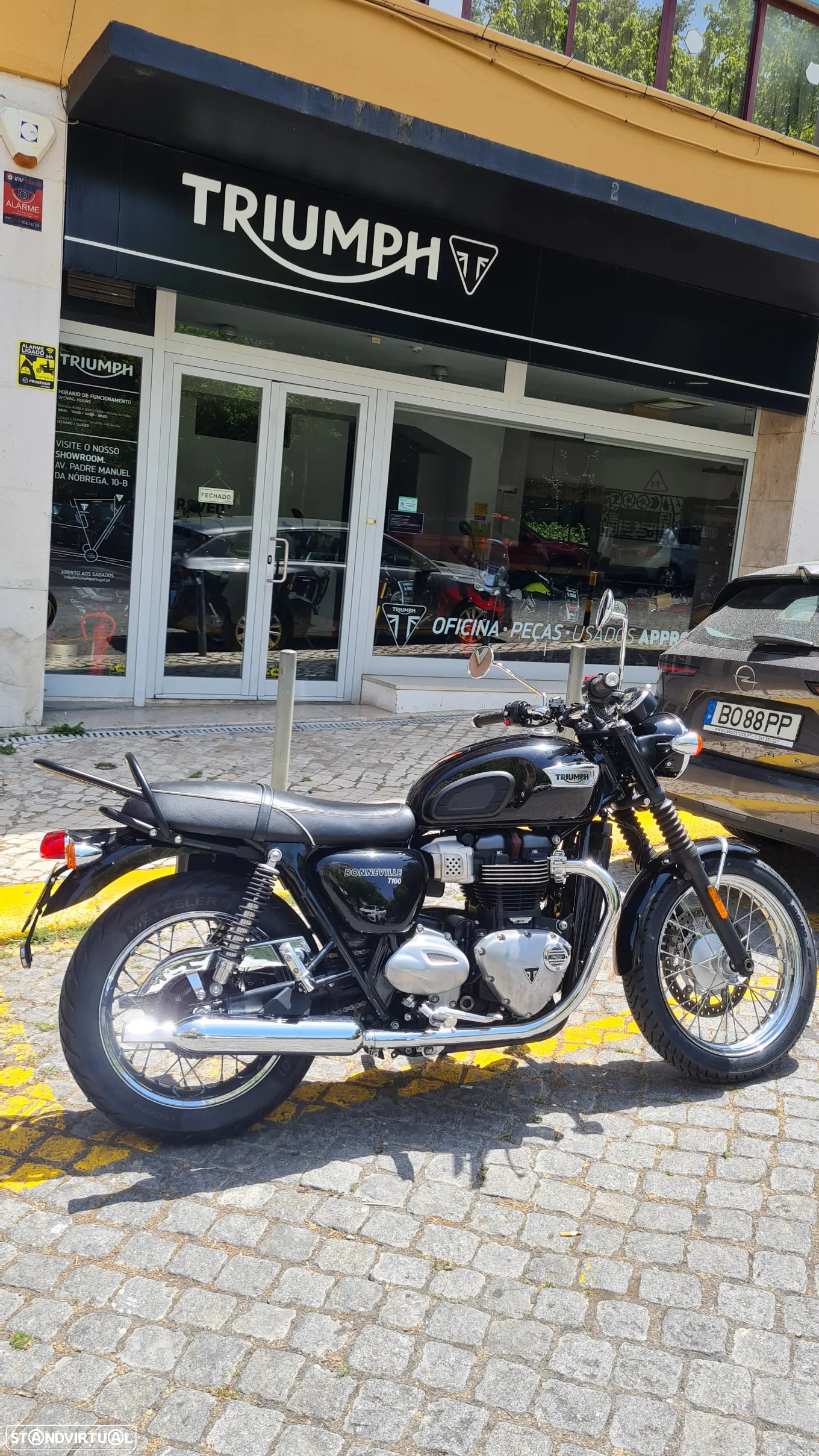 Triumph Bonneville T 100 - 7