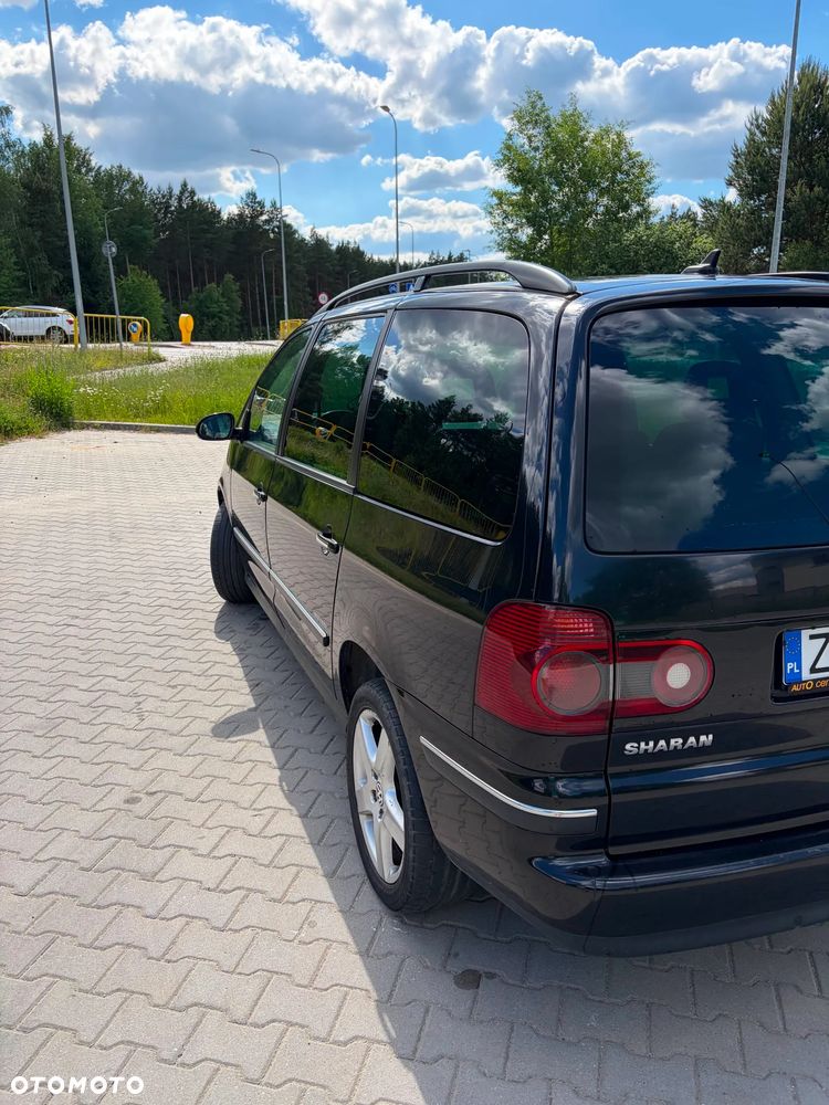 Volkswagen Sharan 2.0 TDI Comfortline - 4