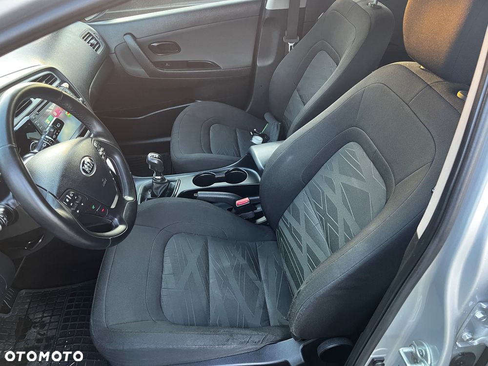 Kia Ceed Cee'd 1.4 CRDi S - 15