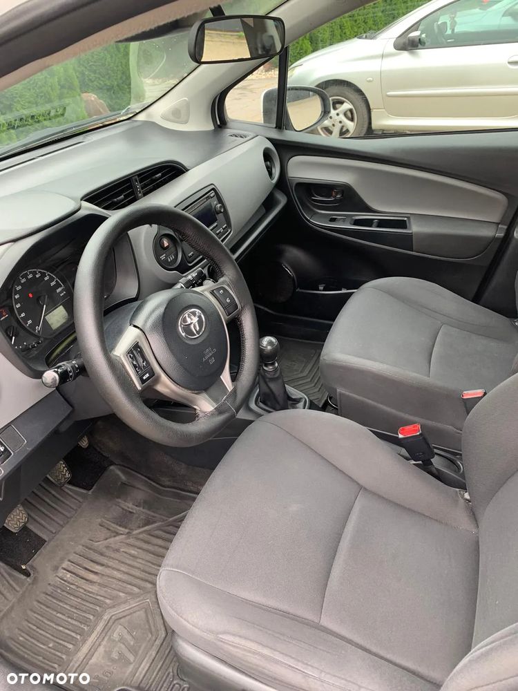 Toyota Yaris 1.5 Active - 5