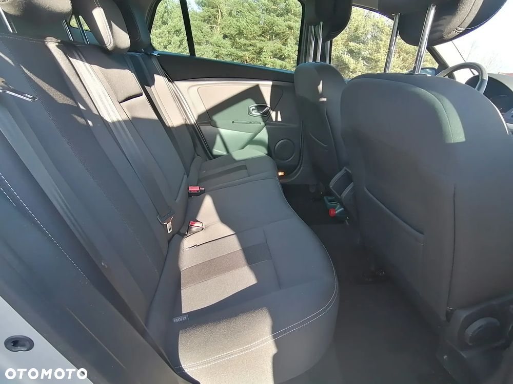 Renault Megane TCe 130 Dynamique - 9