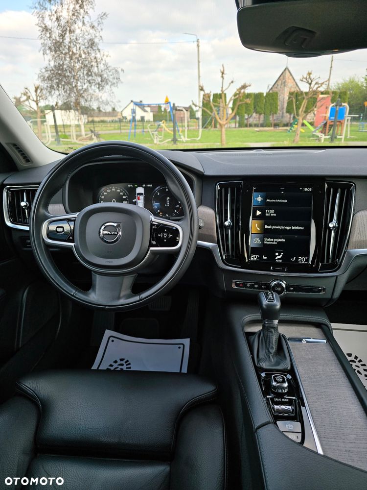 Volvo V90 Cross Country D5 AWD Geartronic - 19