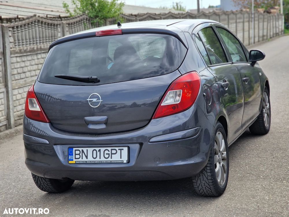 Opel Corsa 1.4 16V 150 Jahre - 6