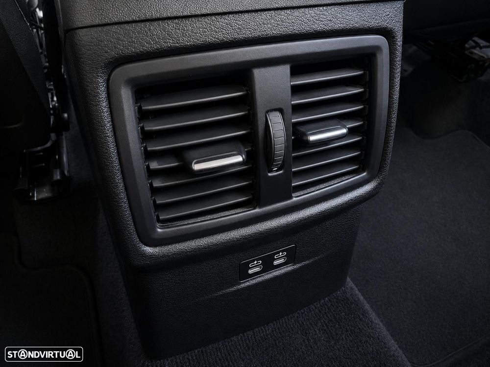 BMW X1 16 d sDrive Advantage - 11